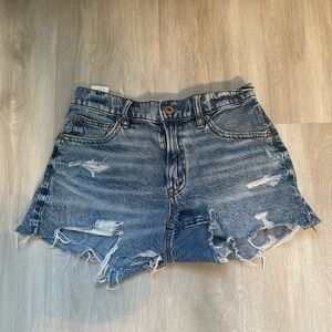 American Eagle 90’s Boyfriend Women Shorts- Size 00